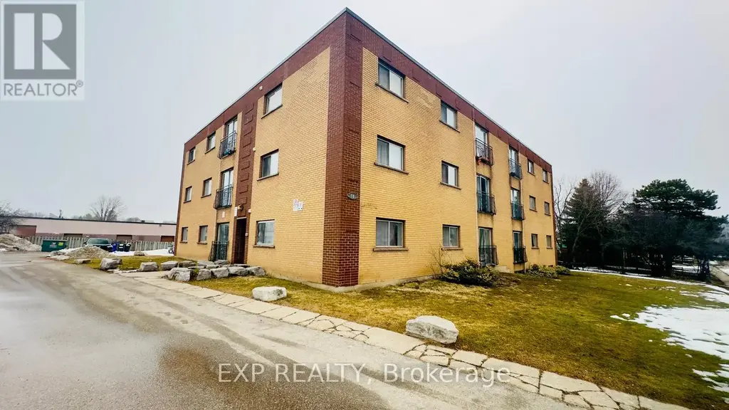 202 - 76 Brybeck Crescent, Kitchener